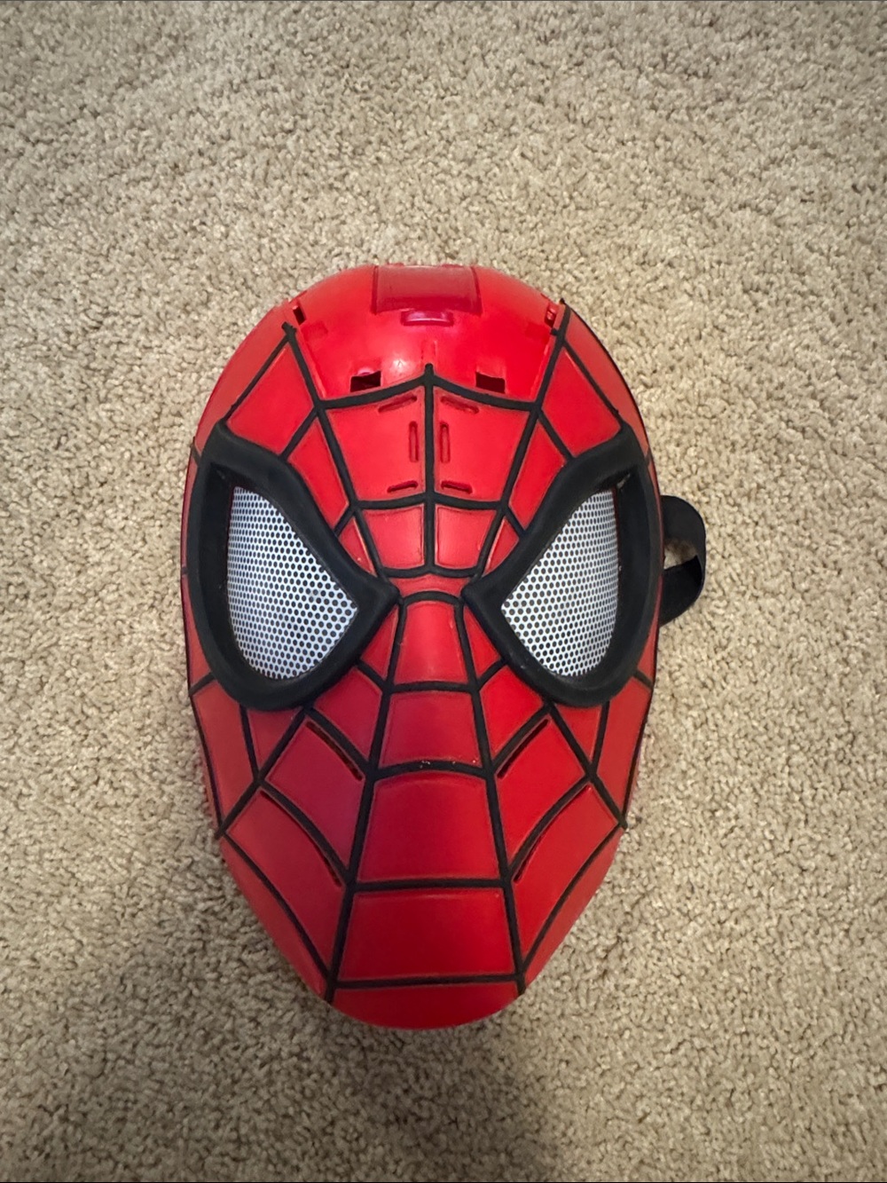 Spiderman Red and Black Web Mask for Kids- voice does not work